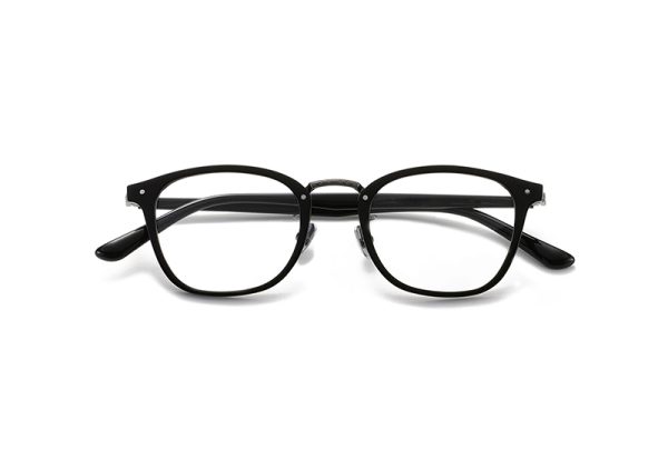 lightweight-and-sleek-optical-frames-for-men
